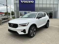 2026 Volvo XC40 B5 Plus AWD SUV