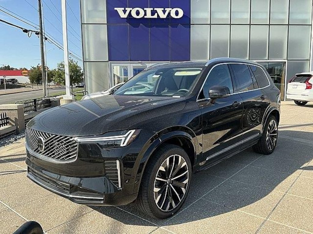 New 2026 Volvo XC90 plug-in hybrid T8 Ultra 7-Seater SUV