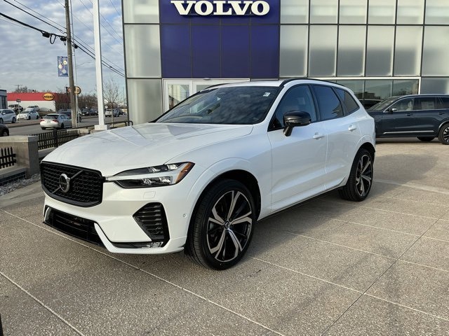 2023 Volvo XC60 Ultimate Dark Theme B5 AWD Ultimate Dark Theme