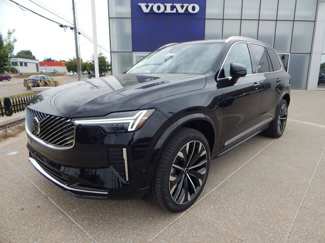2026 Volvo XC90 Plus's photo