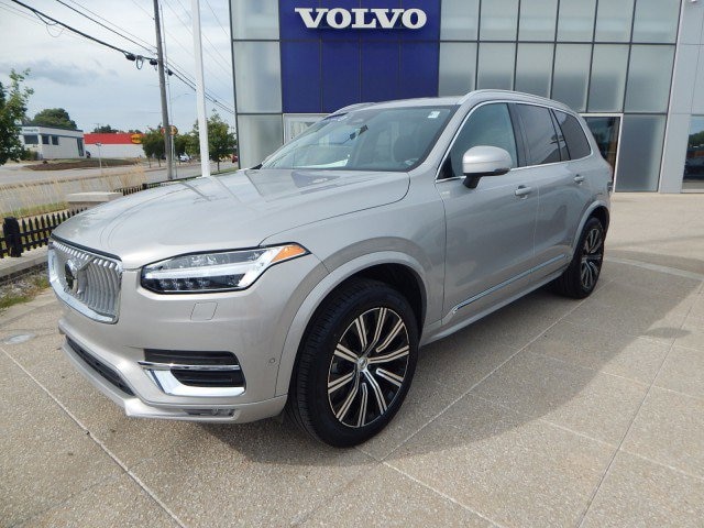 2025 Volvo XC90 Plus B6 AWD Plus 7-Seater