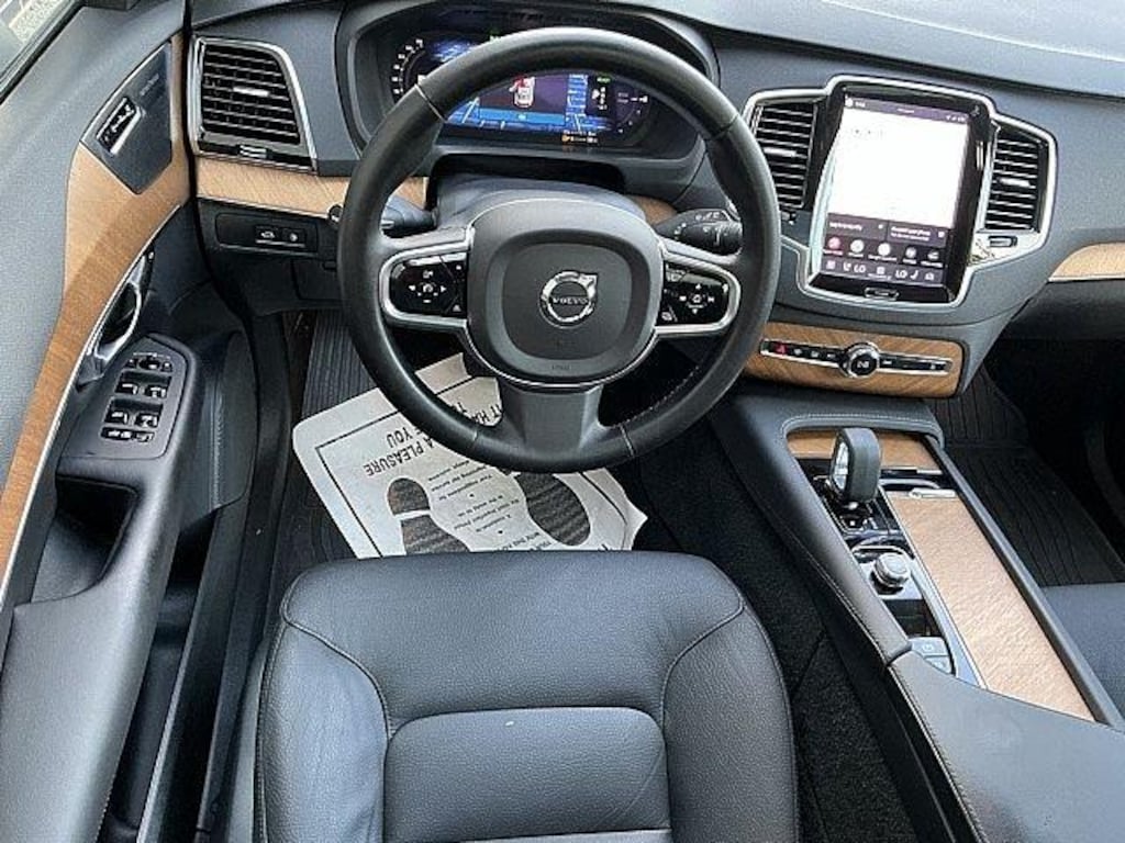 Certified 2023 Volvo XC90 Recharge Plug-In Hybrid Plus Dark Theme SUV