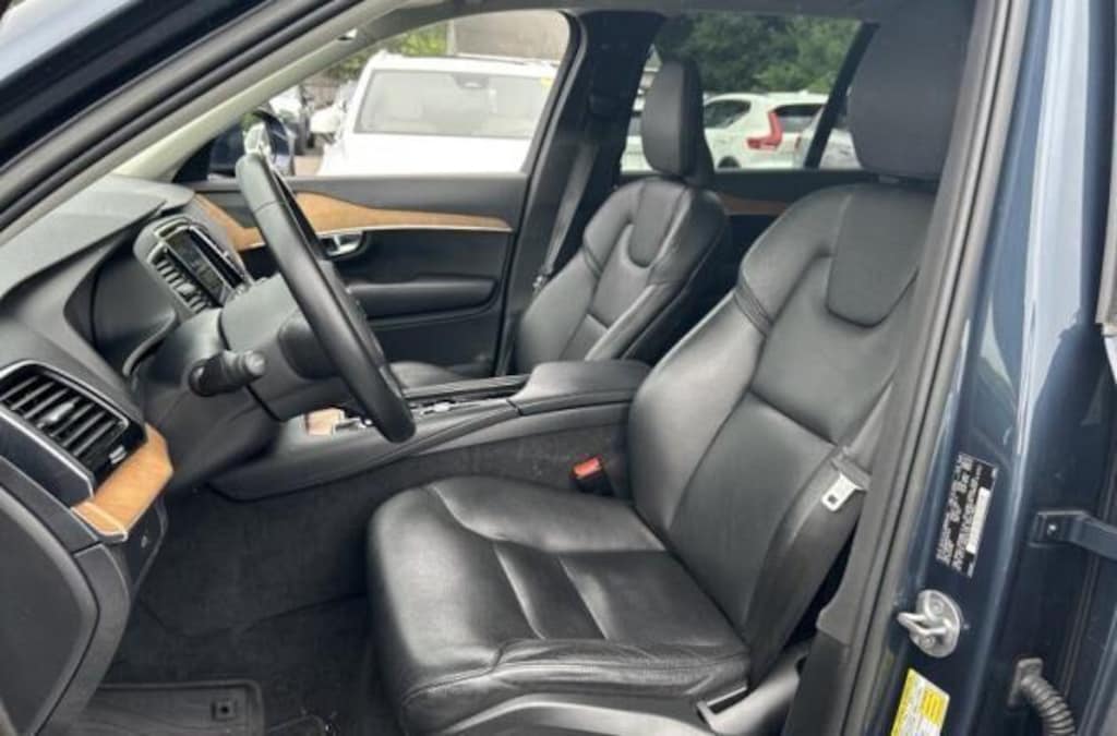 Used 2023 Volvo XC90 Plus SUV