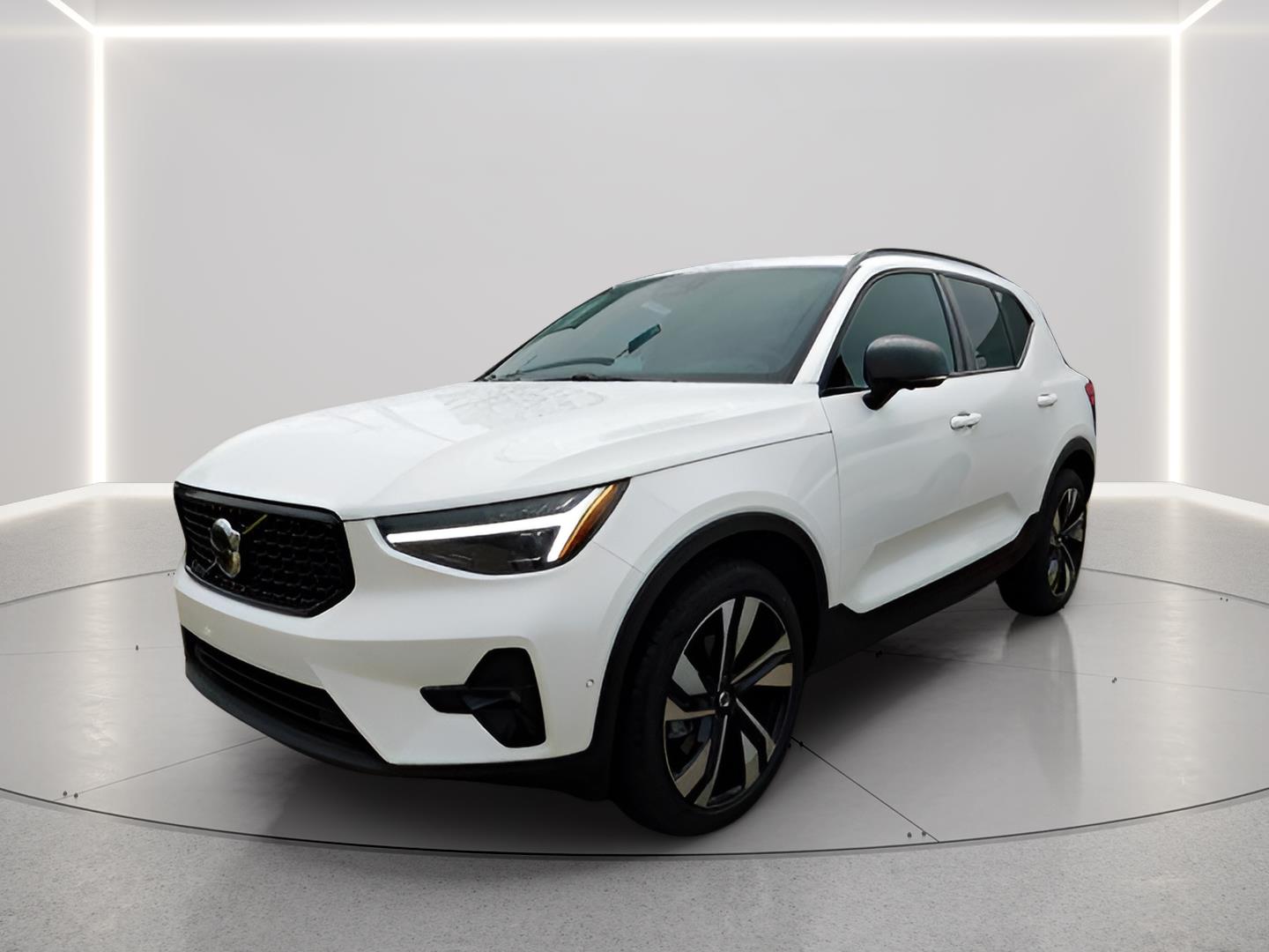 2026 Volvo XC40 Ultra