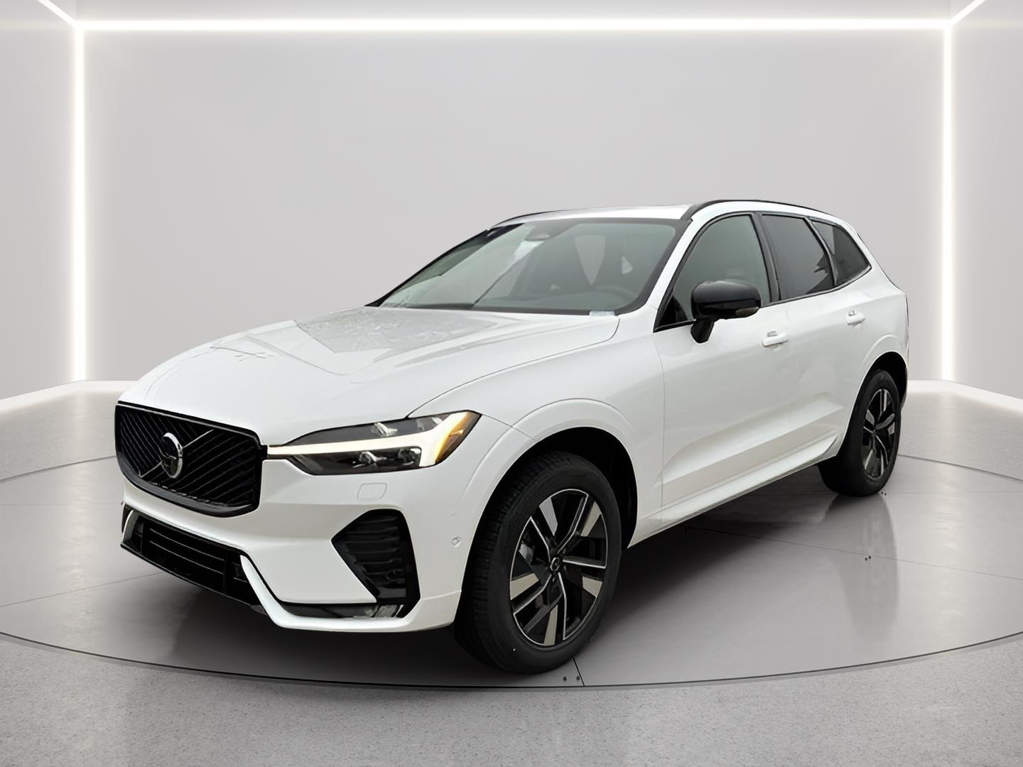 2026 Volvo XC60 Plus