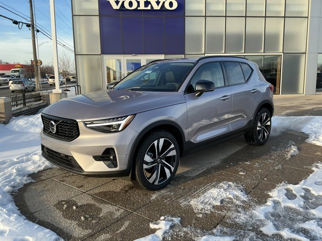 2026 Volvo XC40