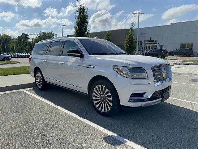 Used 2019 Lincoln Navigator Reserve with VIN 5LMJJ3LT4KEL07744 for sale in Kansas City