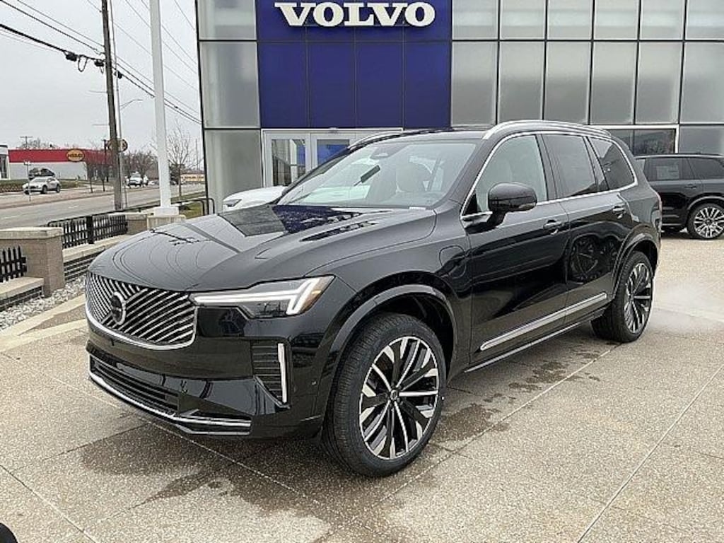 New 2026 Volvo XC90 plug-in hybrid T8 Plus 7-Seater SUV
