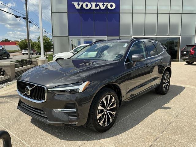 2023 Volvo XC60 B5 Core AWD's photo