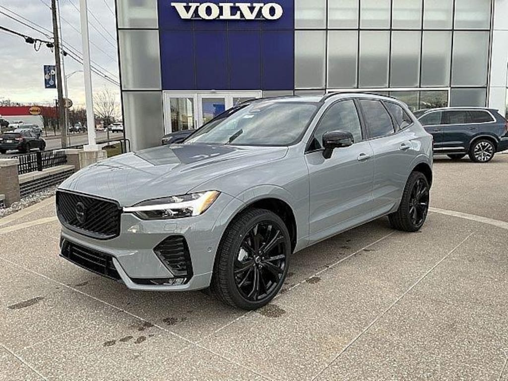 New 2026 Volvo XC60 B5 Ultra Black Edition SUV