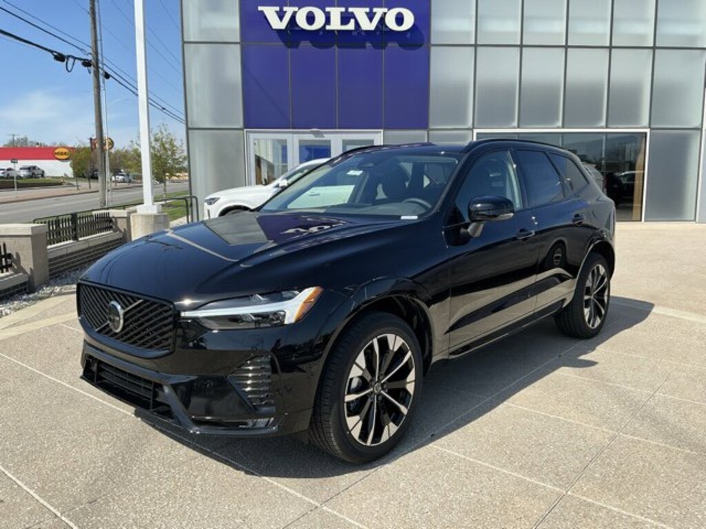 New 2026 Volvo XC60 B5 Plus SUV