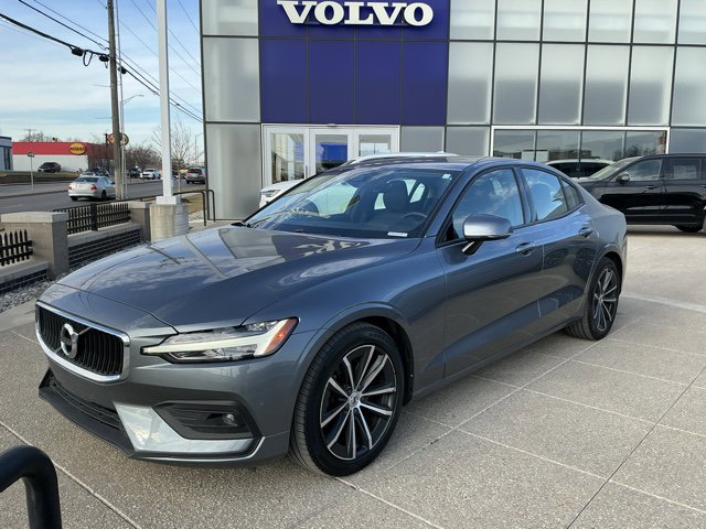 2021 Volvo S60 Momentum