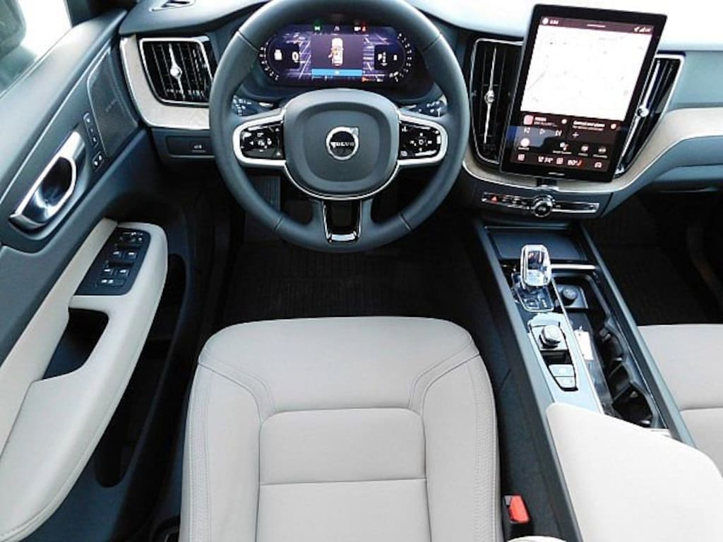 New 2026 Volvo XC60 B5 Plus SUV