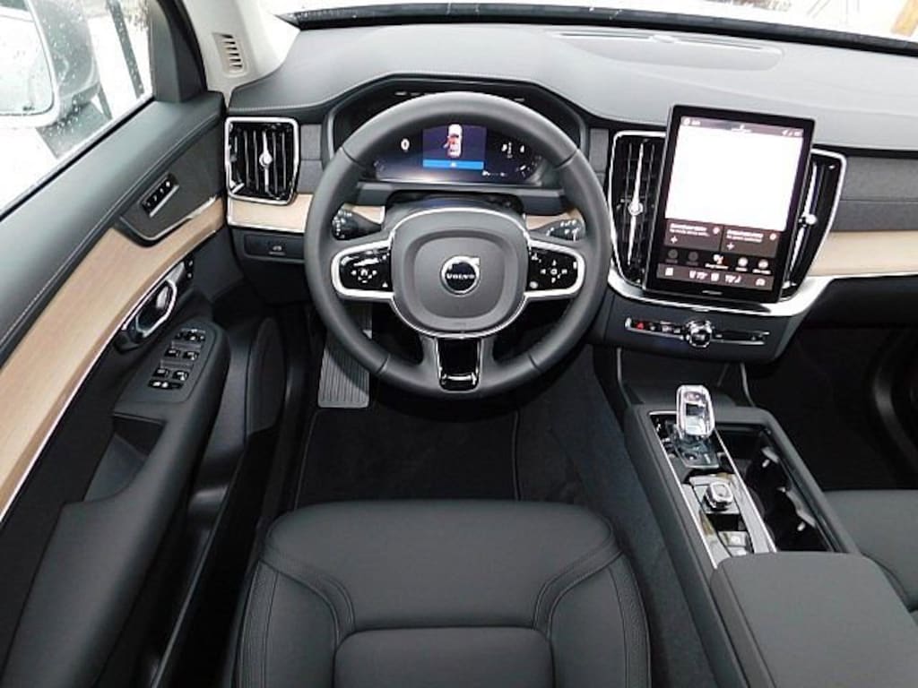 New 2026 Volvo XC90 B6 Core SUV