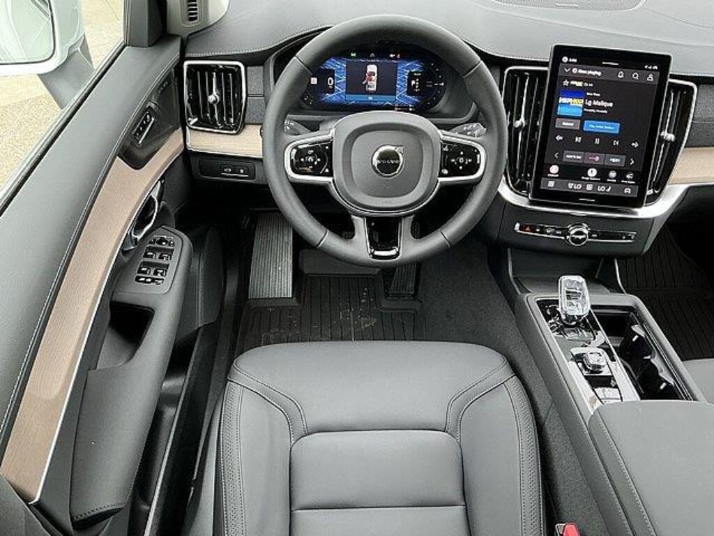 New 2026 Volvo XC90 plug-in hybrid T8 Plus 7-Seater SUV