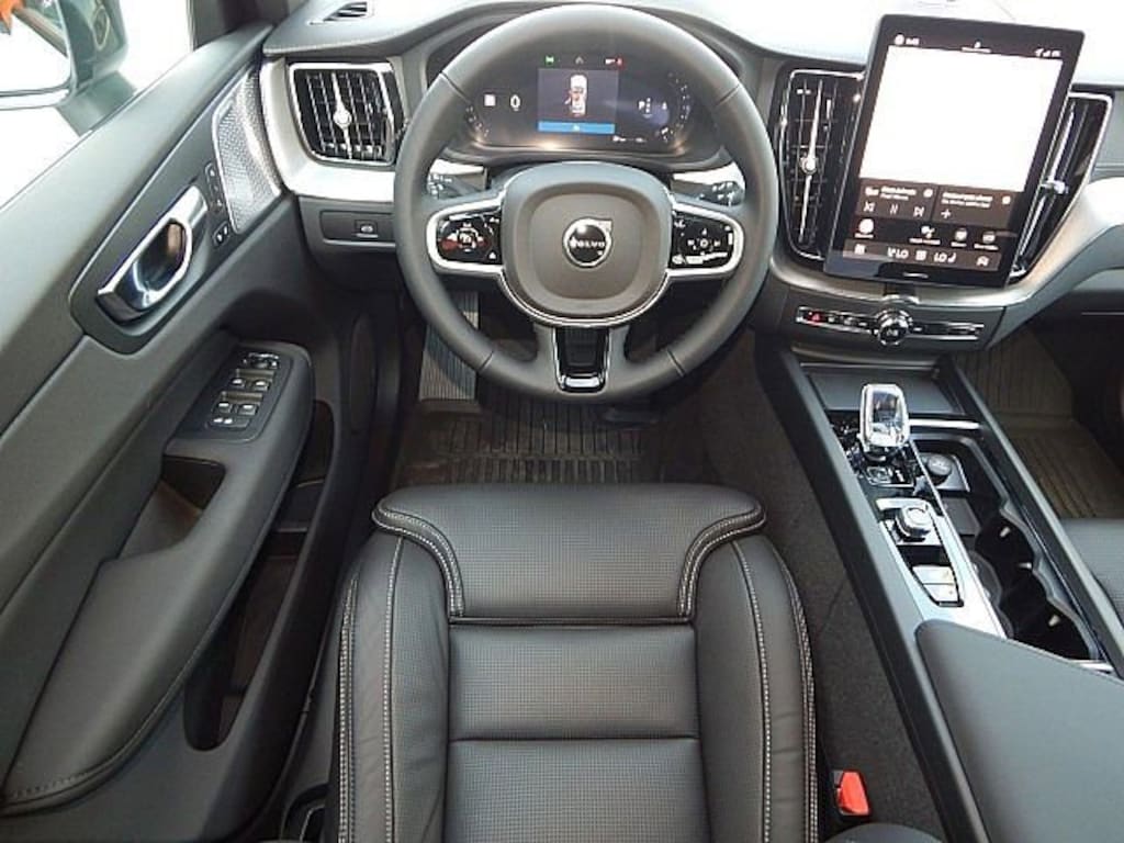 New 2026 Volvo XC60 B5 Ultra Black Edition SUV