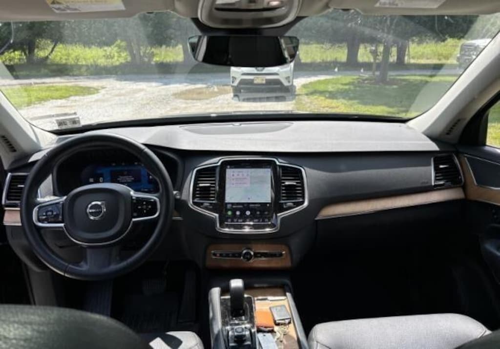 Used 2023 Volvo XC90 Plus SUV