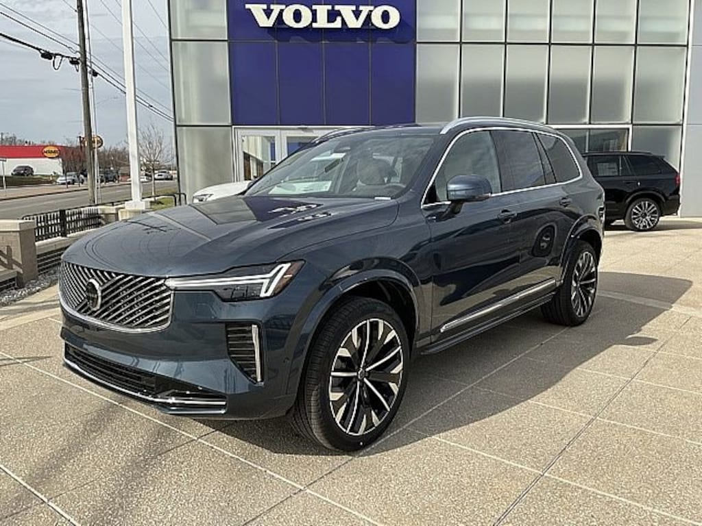 New 2026 Volvo XC90 B6 Plus 7-Seater SUV