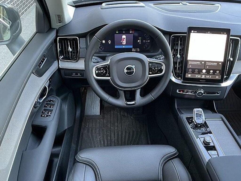 New 2026 Volvo XC90 plug-in hybrid T8 Ultra 7-Seater SUV