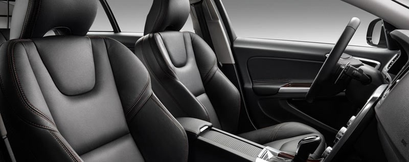 2018 Volvo V60 Cross Country Interior