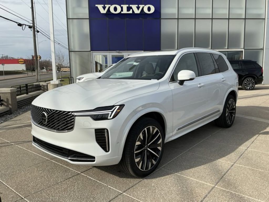 New 2026 Volvo XC90 B6 Plus 7-Seater SUV
