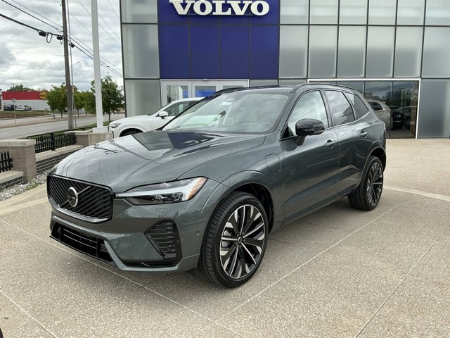 2026 Volvo XC60 T8 Ultra Dark AWD's photo