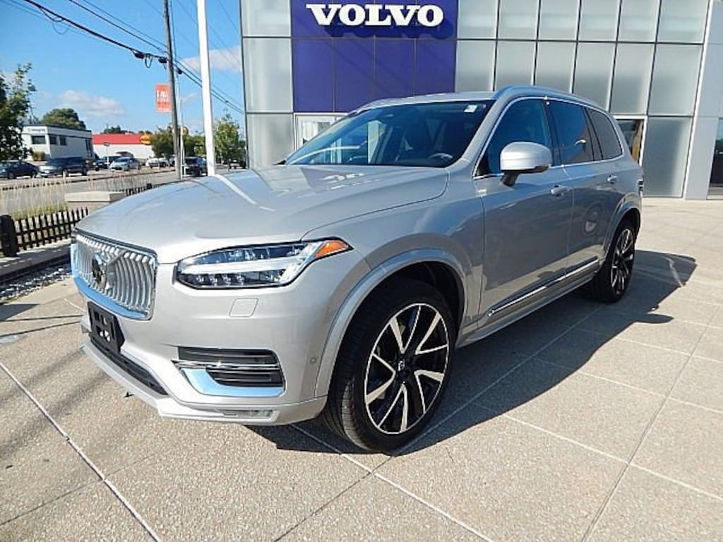 Certified 2024 Volvo XC90 Plus Bright Theme B6 AWD Plus Bright Theme 6P