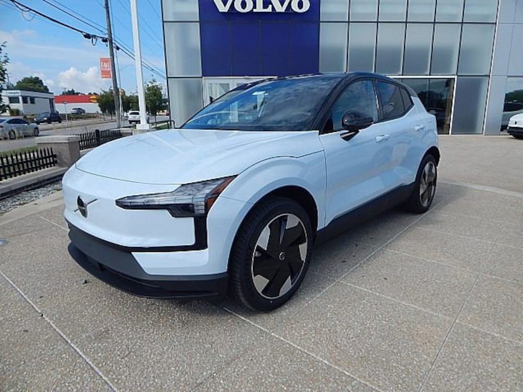 New 2025 Volvo EX30 Twin Motor Plus SUV