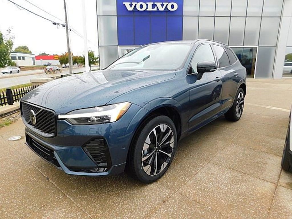 New 2026 Volvo XC60 B5 Plus SUV