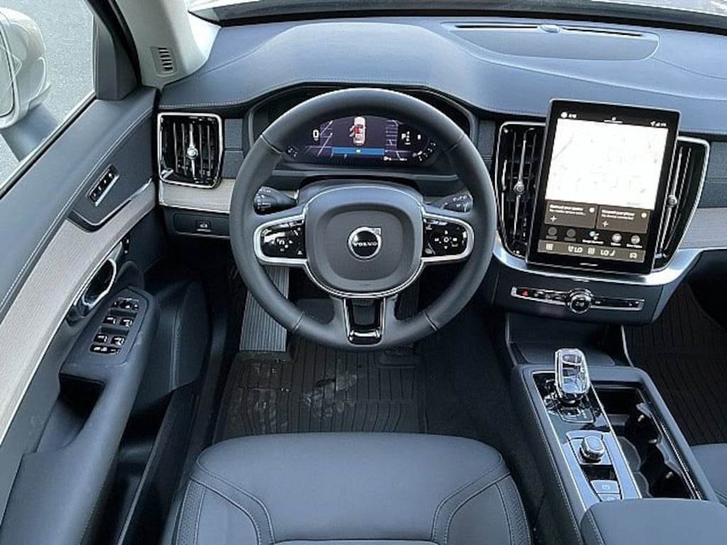 New 2026 Volvo XC90 B6 Plus 6-Seater SUV