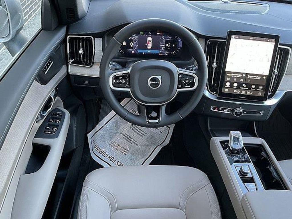 New 2026 Volvo XC90 B6 Plus 7-Seater SUV