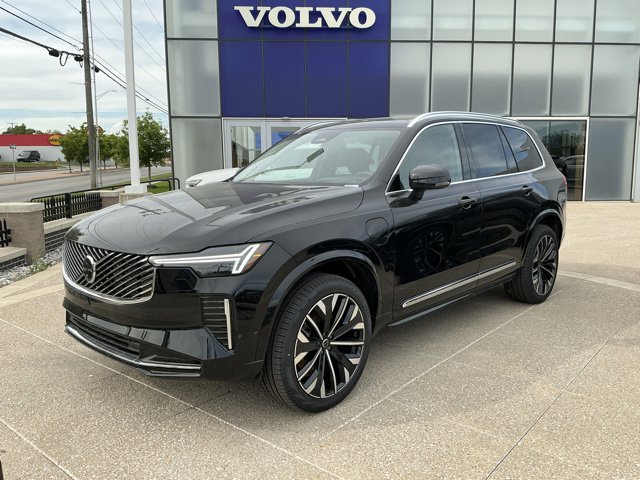 2026 Volvo XC90 T8 Recharge Ultra Bright 4WD's photo