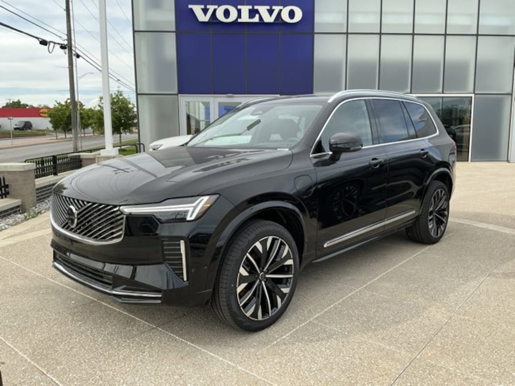 New 2026 Volvo XC90 plug-in hybrid T8 Ultra 7-Seater SUV