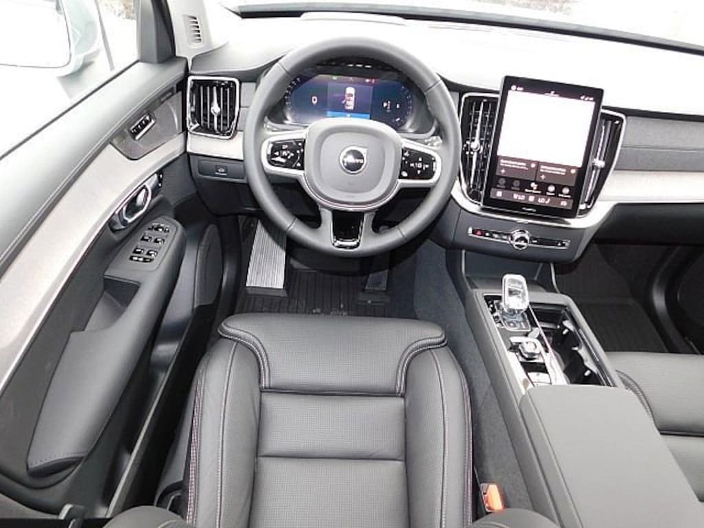 New 2026 Volvo XC90 B6 Ultra 7-Seater SUV