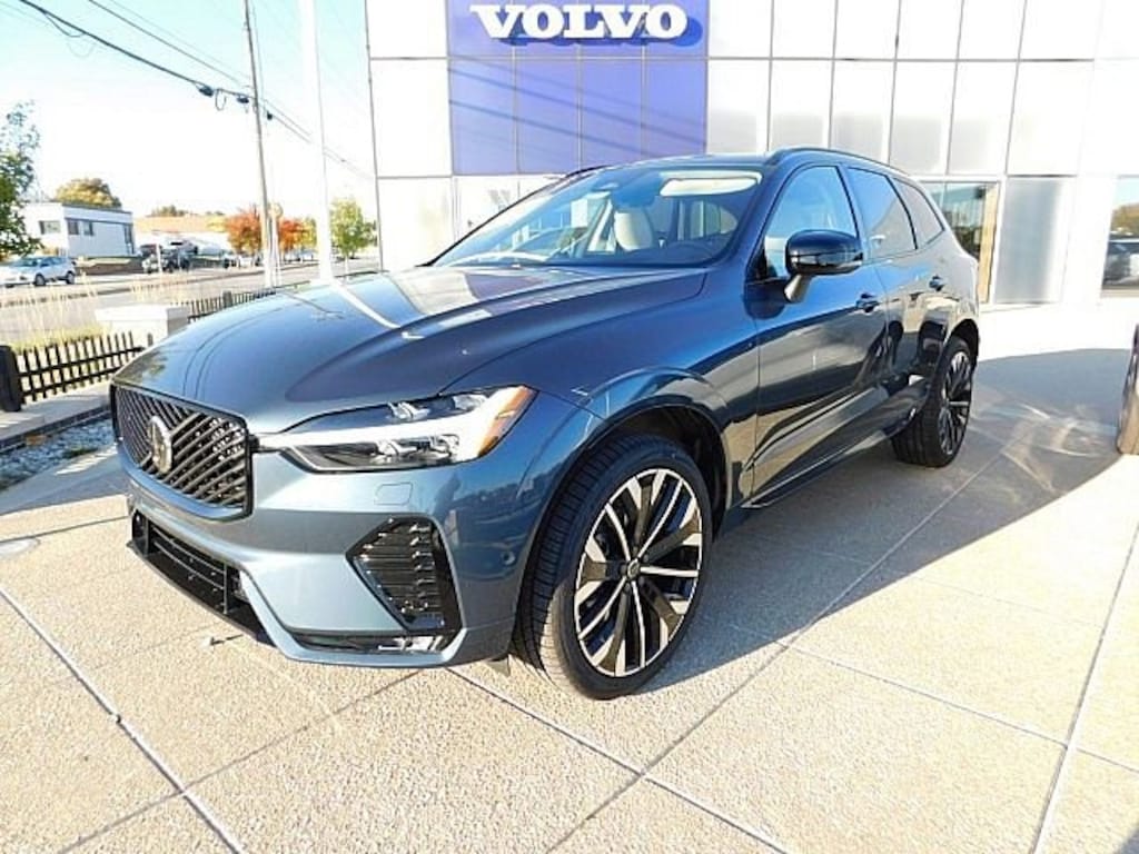 New 2026 Volvo XC60 B5 Ultra SUV