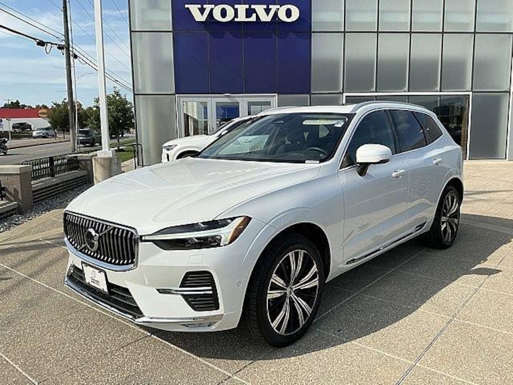 Certified 2023 Volvo XC60 Plus Bright Theme SUV
