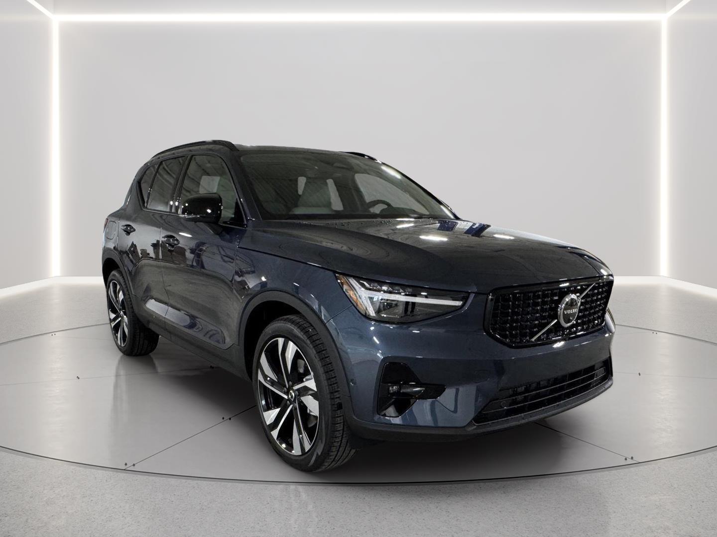 2026 Volvo XC40