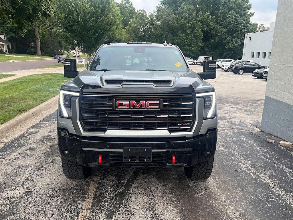 Used 2025 GMC Sierra 2500HD AT4X Truck