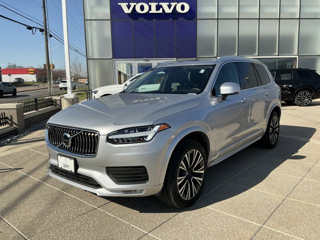 2022 Volvo XC90 Momentum