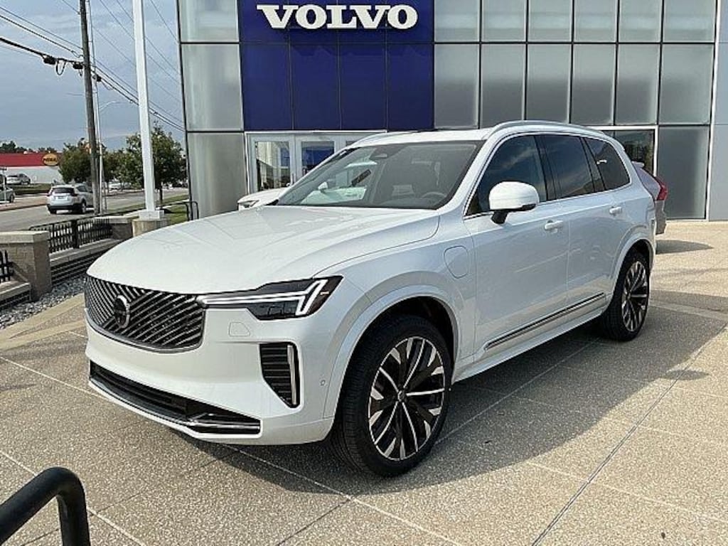 New 2026 Volvo XC90 plug-in hybrid T8 Plus 7-Seater SUV