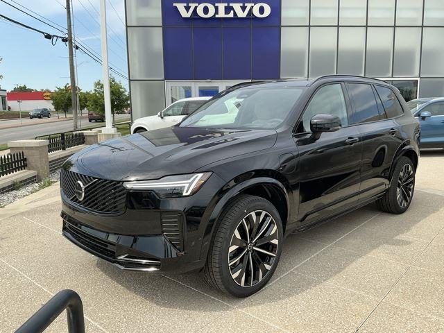 2026 Volvo XC90 T8 Recharge Ultra Dark 4WD's photo