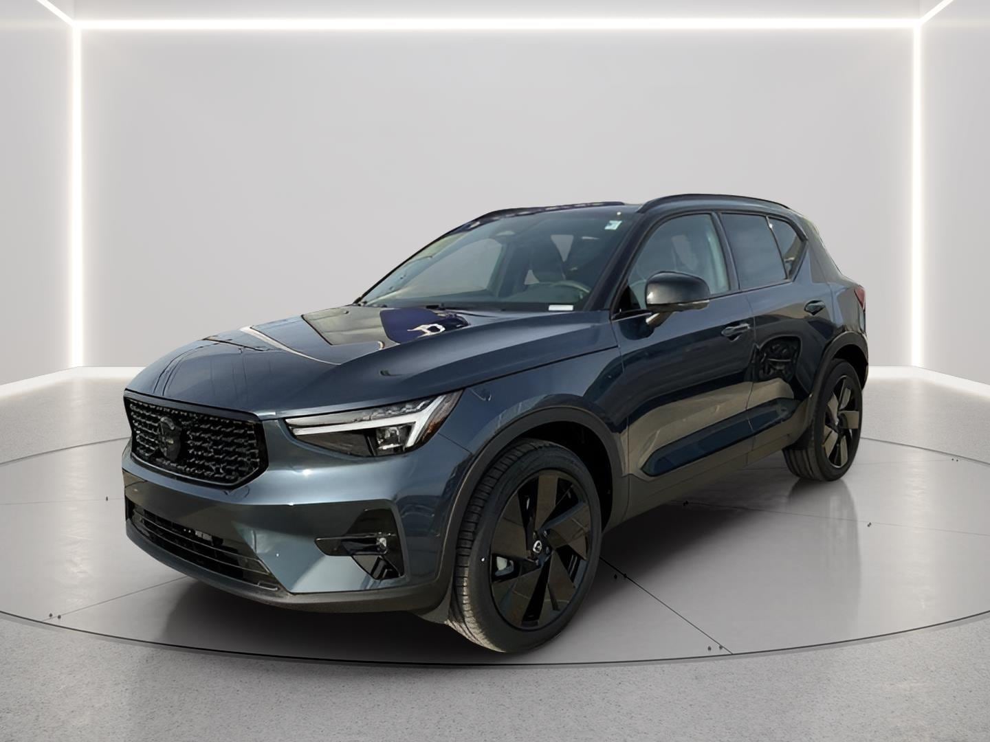 2026 Volvo XC40