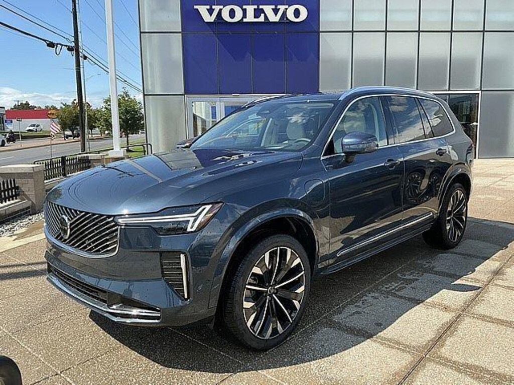 New 2026 Volvo XC90 plug-in hybrid T8 Ultra 7-Seater SUV