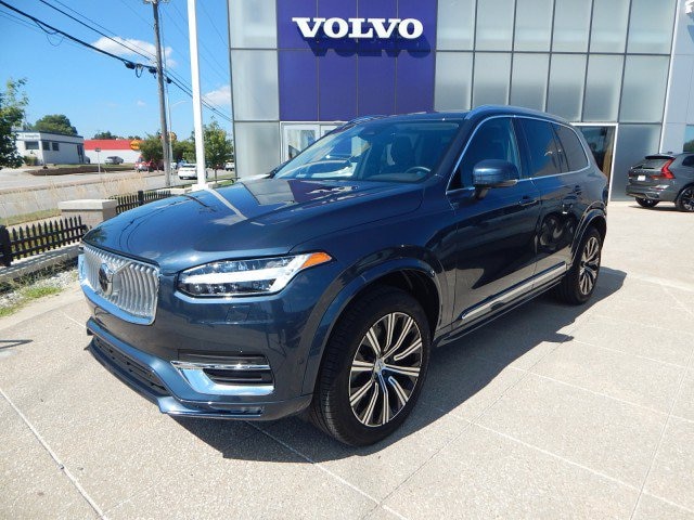 2025 Volvo XC90 Plus B6 AWD Plus 7-Seater