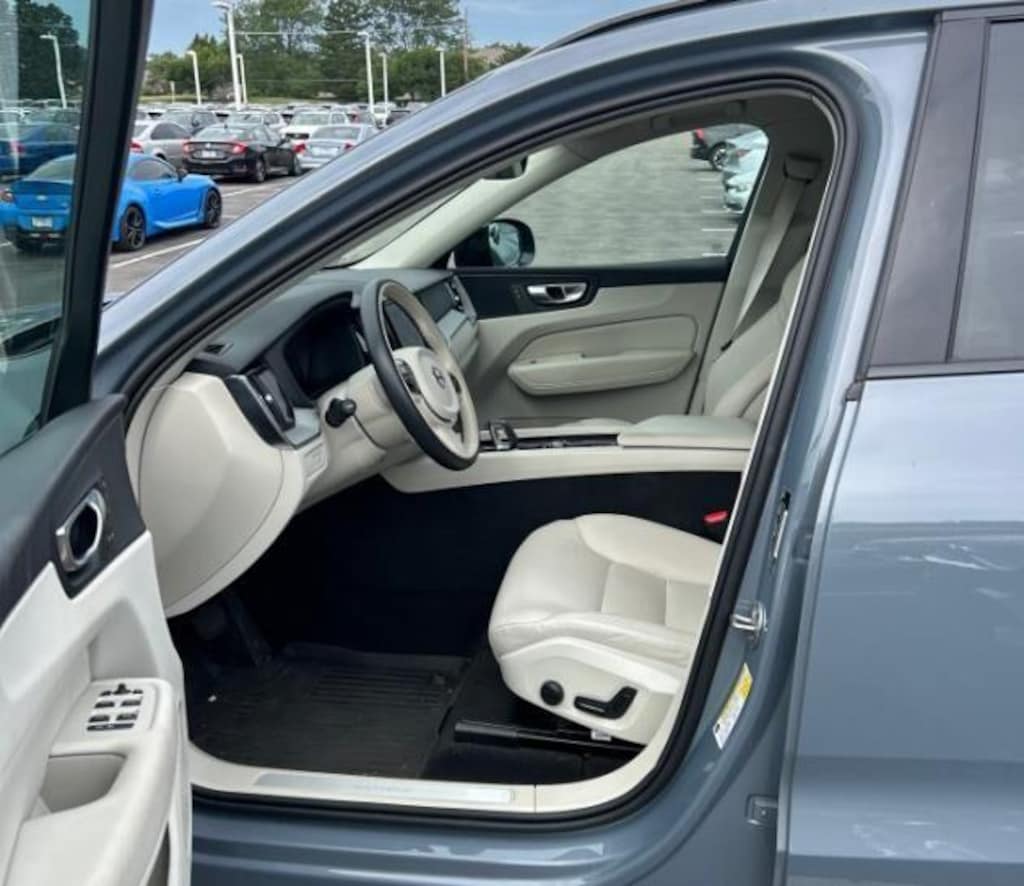 Used 2024 Volvo XC60 Recharge Plug-In Hybrid Plus Dark Theme SUV