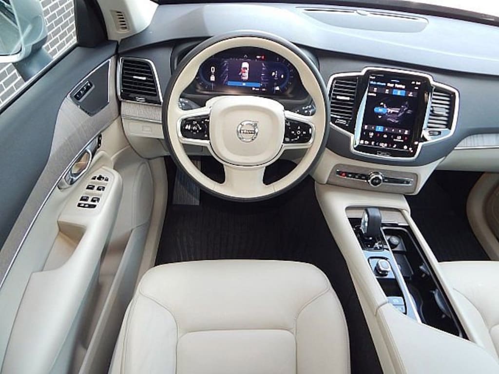 Certified 2024 Volvo XC90 Plus Bright Theme B5 AWD Plus Bright Theme 7P