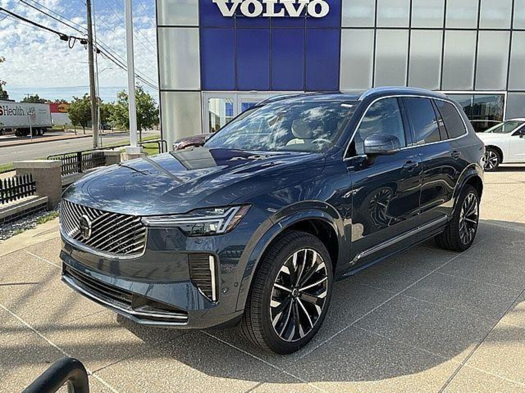 New 2026 Volvo XC90 B6 Plus 7-Seater SUV