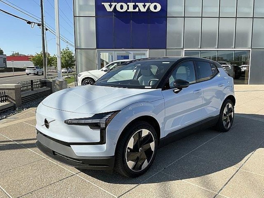 New 2026 Volvo EX30 Twin Motor Ultra SUV