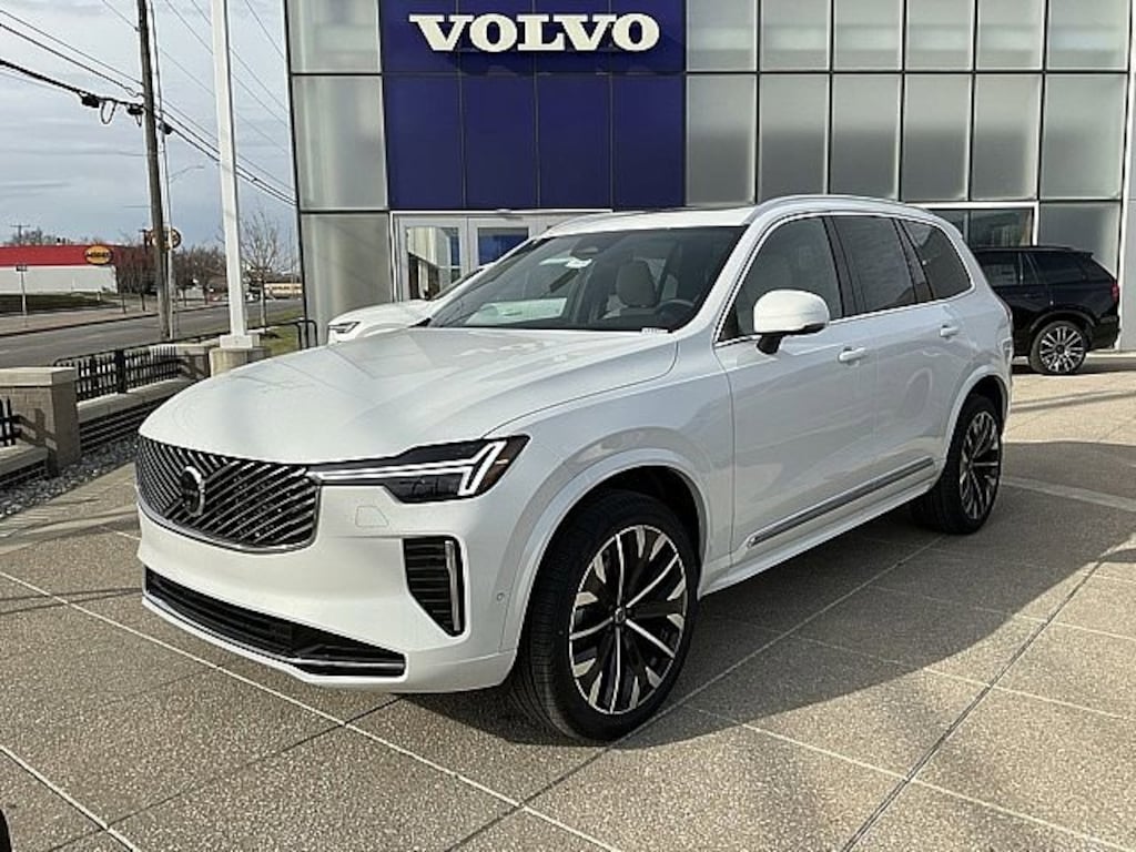 New 2026 Volvo XC90 B6 Plus 7-Seater SUV