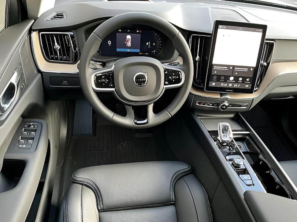 New 2026 Volvo XC60 B5 Ultra SUV